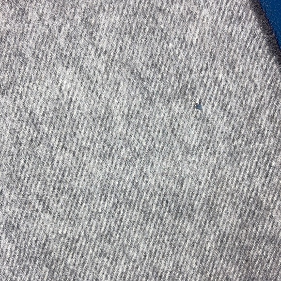 GIORGIO ARMANI Collection rare Lg shawl - Picture 5 of 6